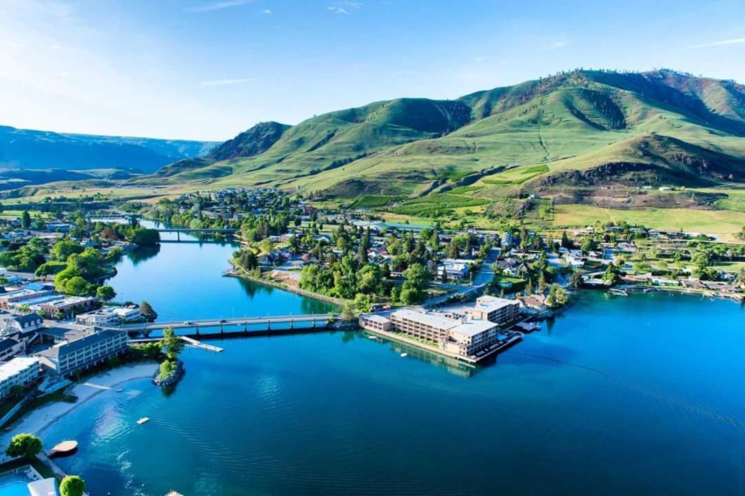 Grandview Lake Chelan- Waterfront View, Pool, Hot Tub, Golf, 1 Min To Downtown Exterior foto